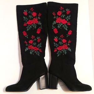 Black knee high Boots Flower Detail